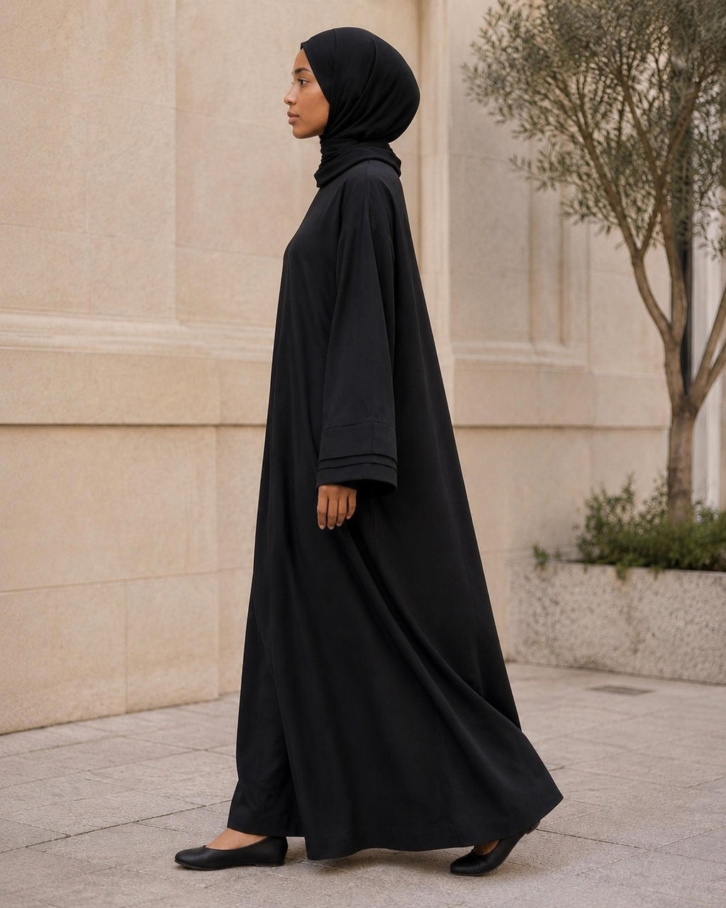 Abaya femme oversize — Manches larges, légère et élégante | Noir & Beige