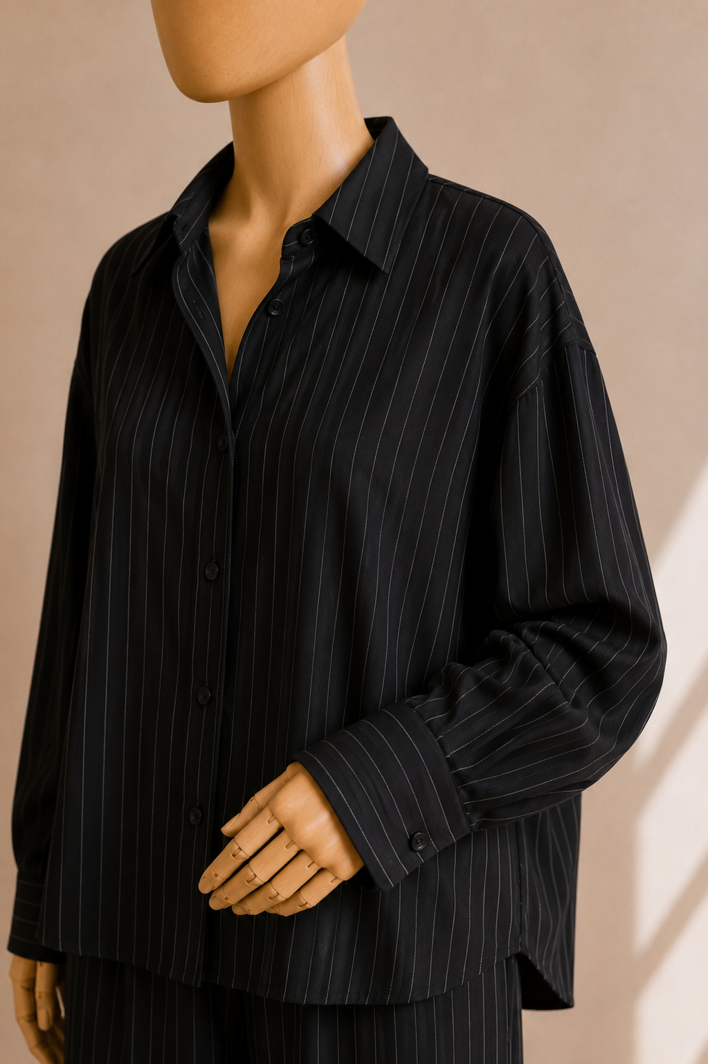 Ensemble Rayé Signature – Chemise Ample & Pantalon Fluide